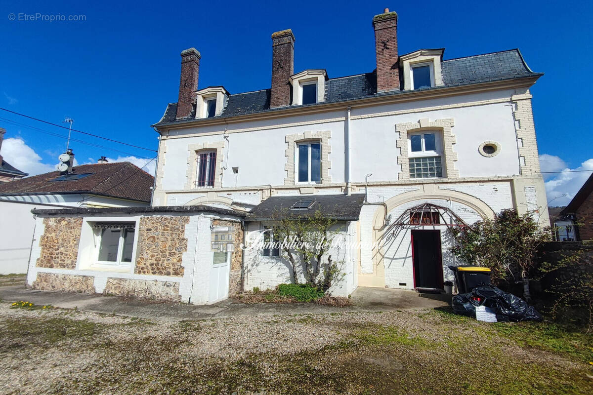Maison à BRIONNE
