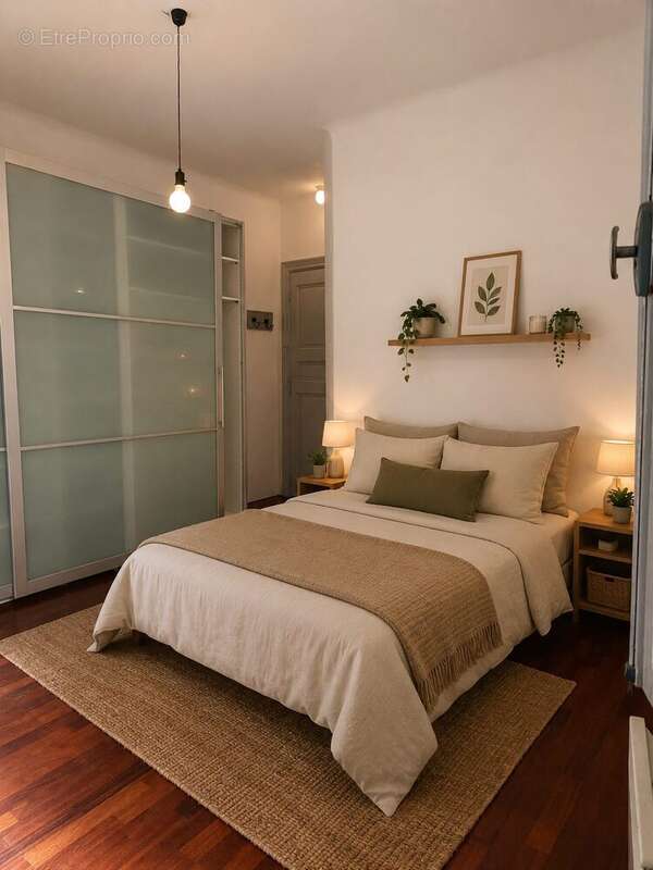 Chambre 1 - Appartement à MONTPELLIER