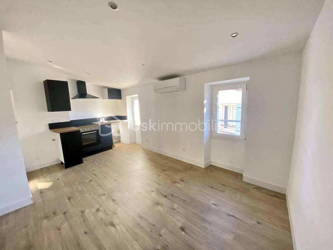 Appartement à GONFARON