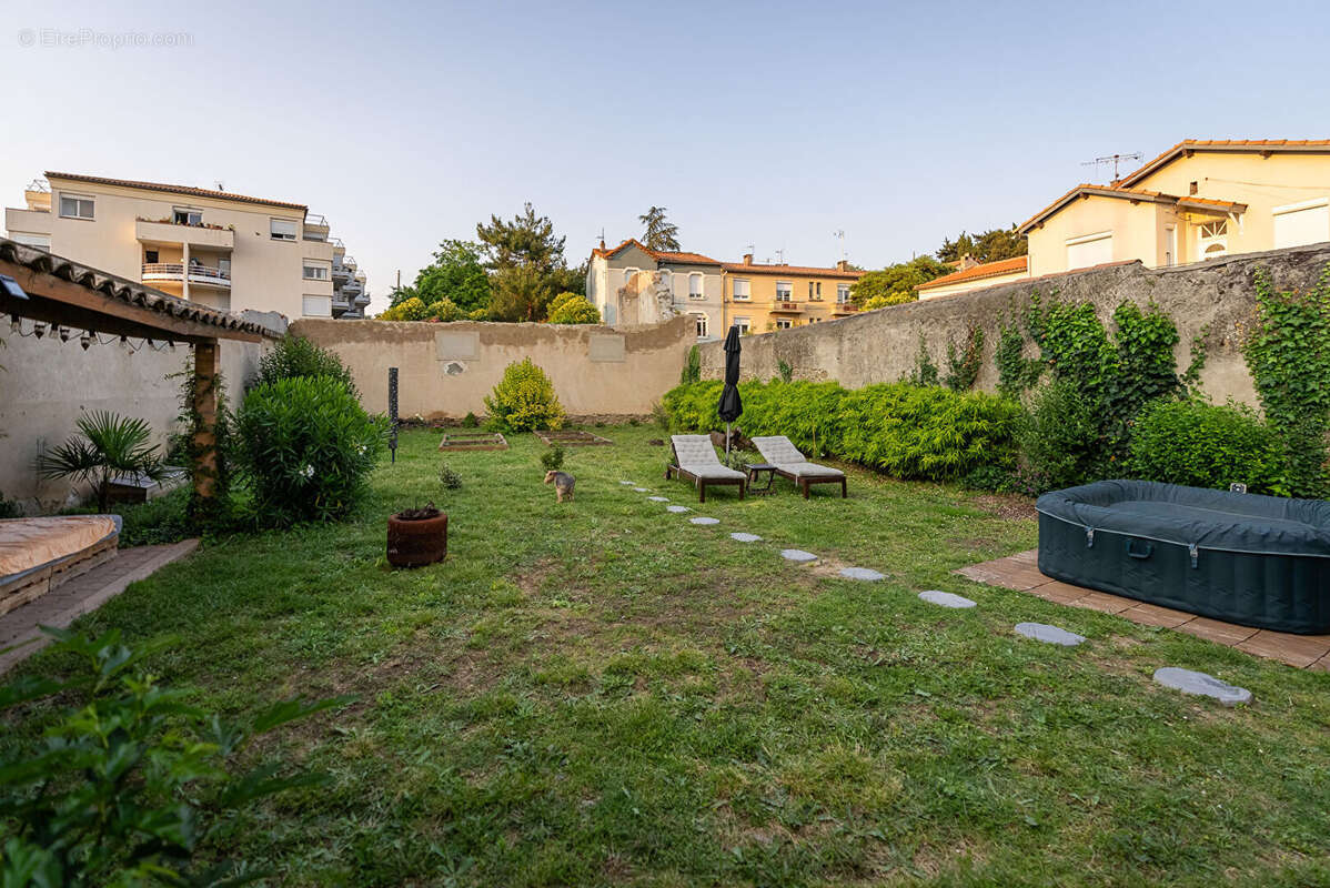 Maison à CARCASSONNE