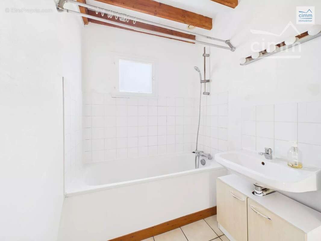 Maison à LES BRULAIS