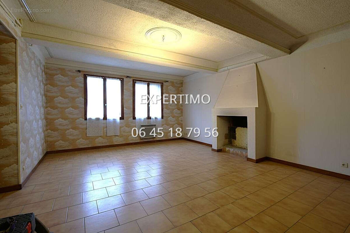 Maison à CHIRENS