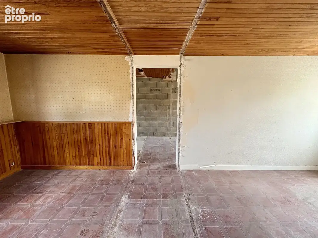 Maison au calme de 84m2 à rénover sur son terrain de 300m2. - photo 8