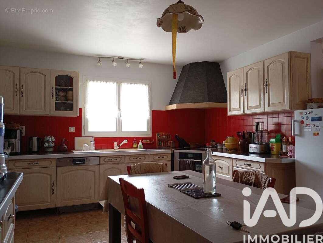Maison 214 m² à Sainte-Colombe-De-Villeneuve  - photo 8