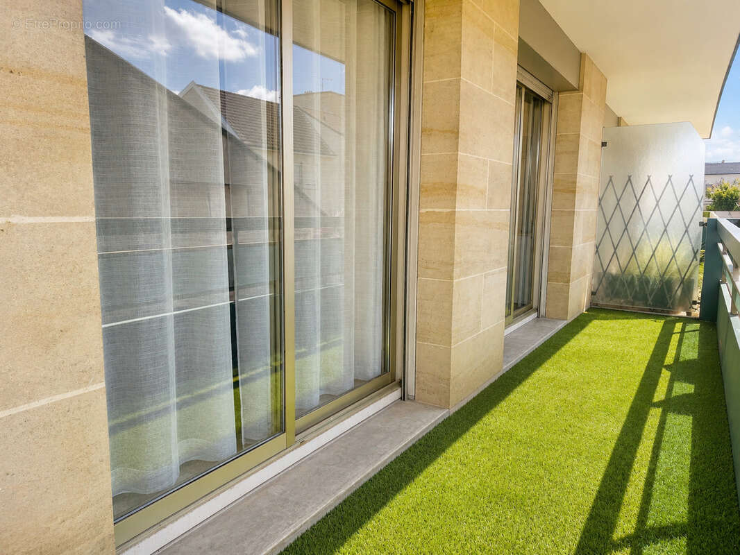 Appartement 1 pièce 31 m2   Secteur Clémenceau  Balcon, cave et parking   Beau potentiel d'aménagement - photo 5
