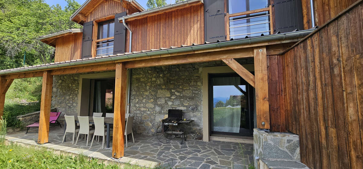 Maison à SAINT-APOLLINAIRE