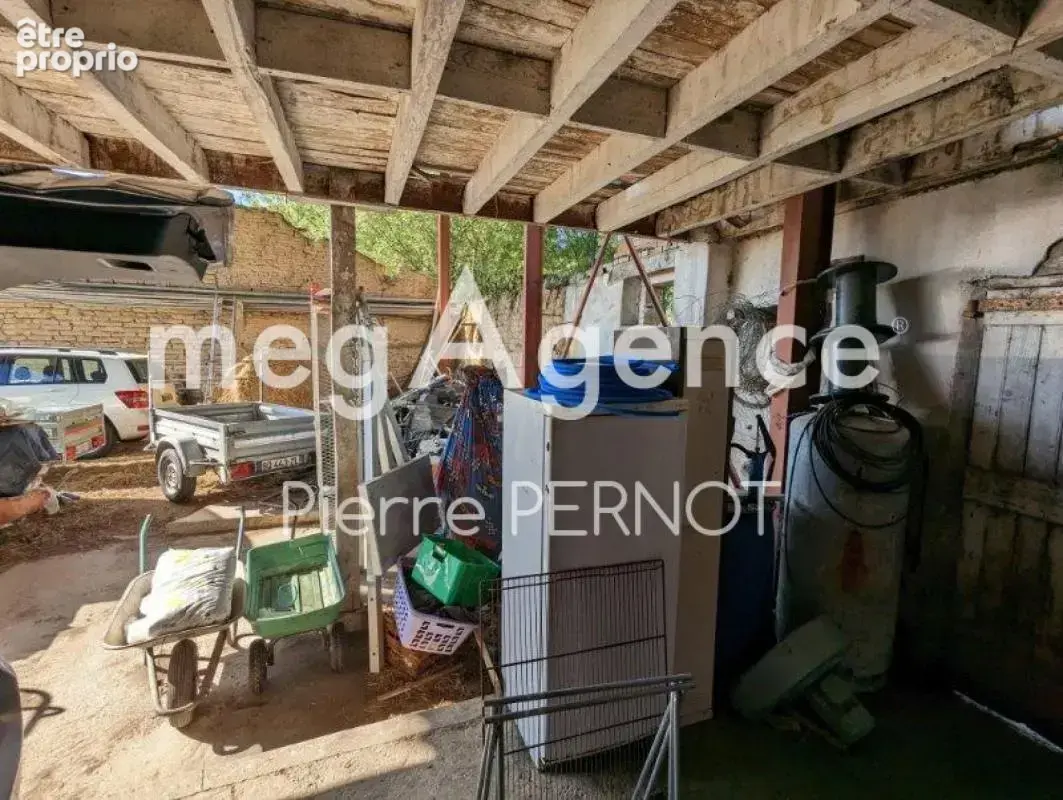 Fermette à rénover avec serres agricoles - photo 7