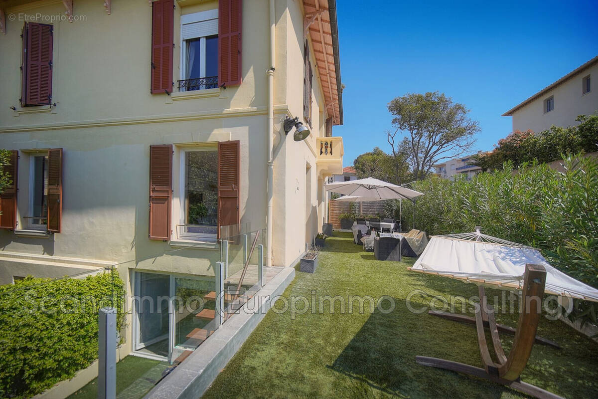 Appartement à ANTIBES