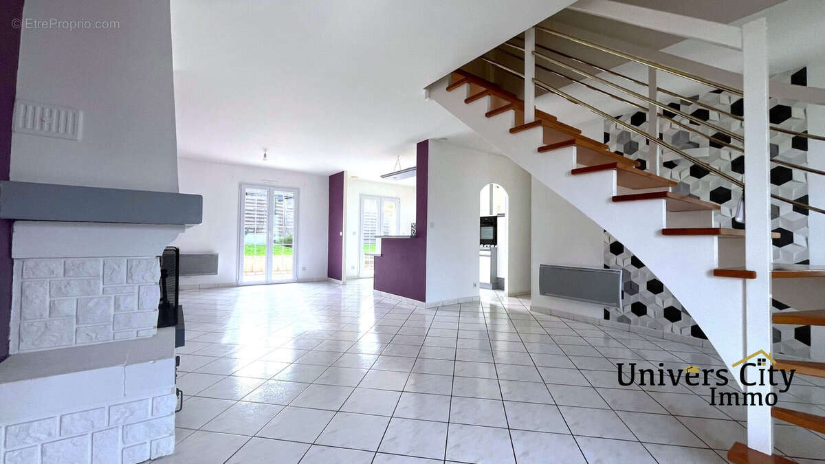 Maison à SAINT-LAMBERT-LA-POTHERIE