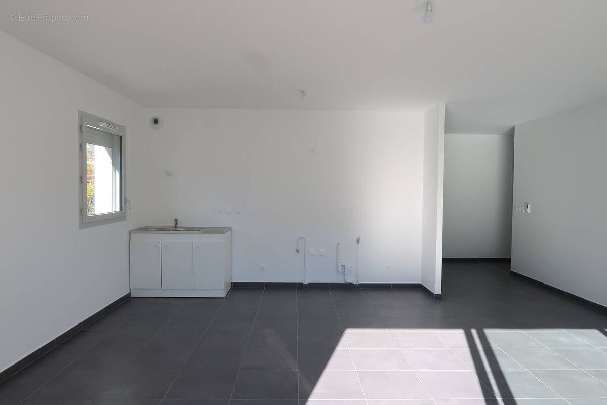 Appartement à SAINT-ETIENNE