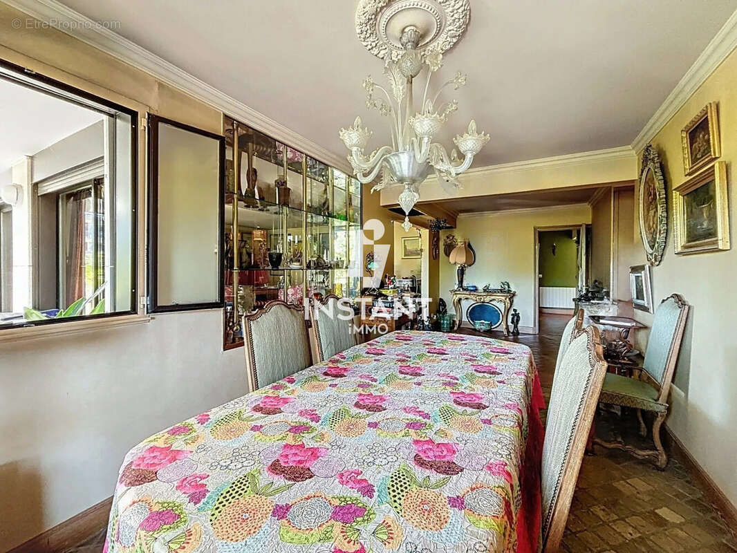 Appartement à NOGENT-SUR-MARNE