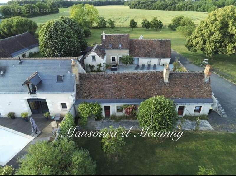 Maison à AZAY-SUR-CHER