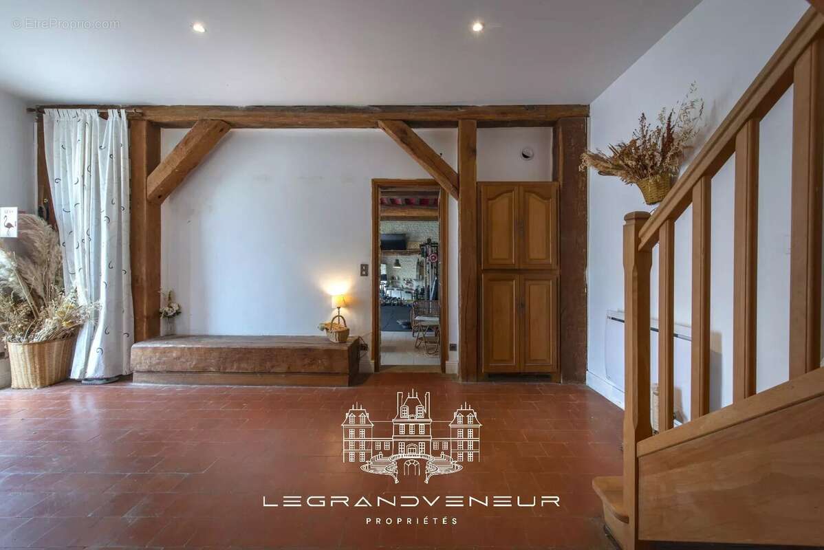 Maison à MALESHERBES