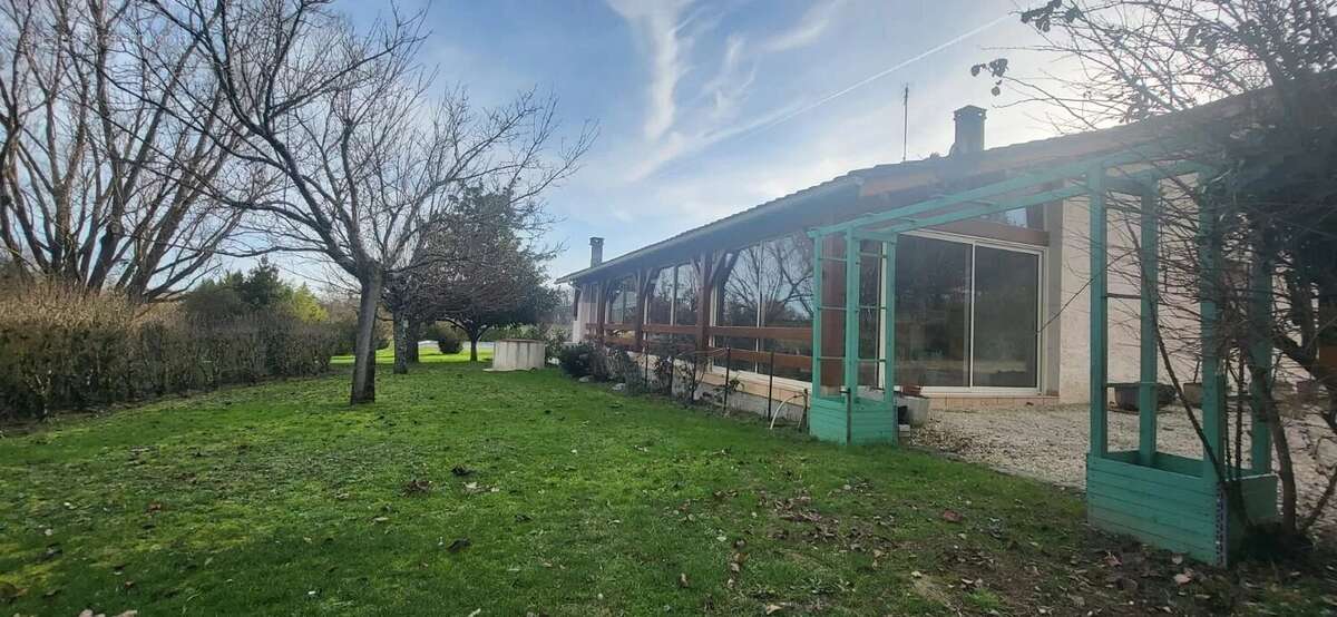 Maison à SAINT-PARDOUX-ISAAC