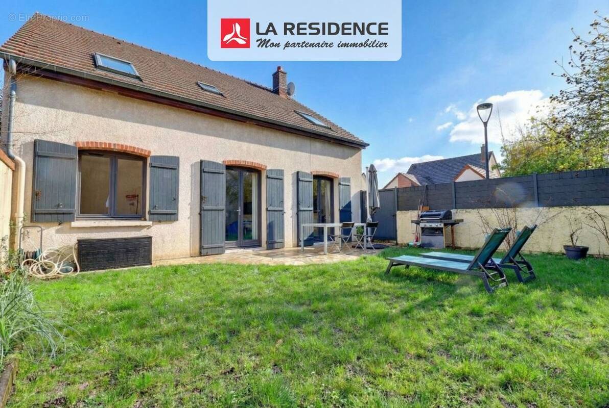 Maison à VERNEUIL-SUR-SEINE