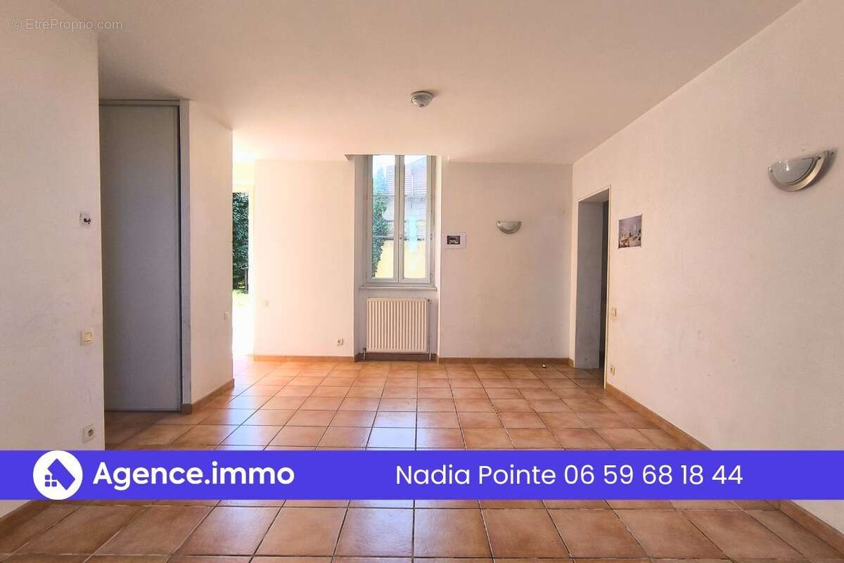 Appartement 64 m² à Tarbes  - photo 4