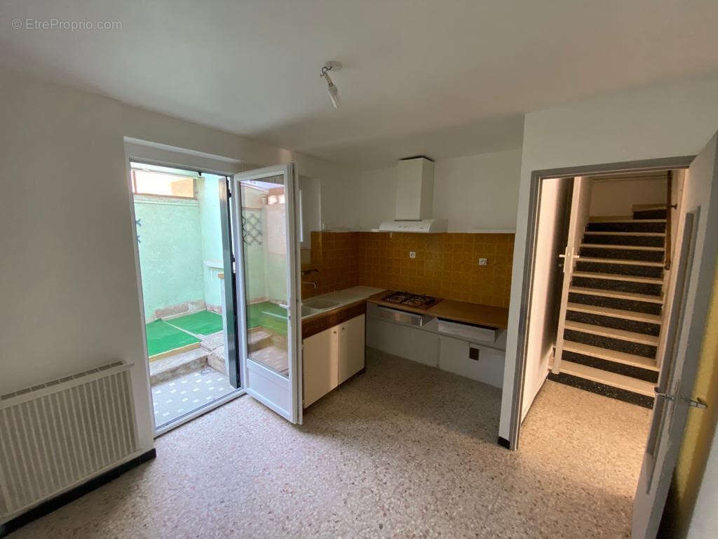 Maison à CONILHAC-CORBIERES