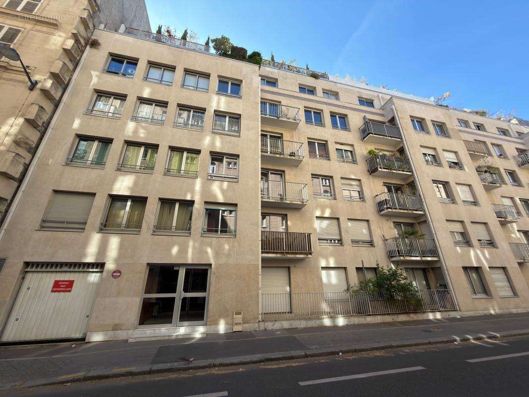 Appartement à PARIS-12E
