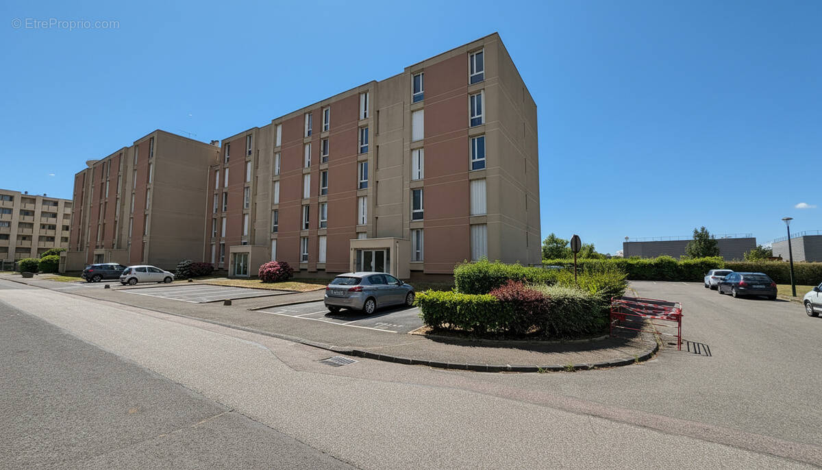 Appartement à BOIS-D'ARCY
