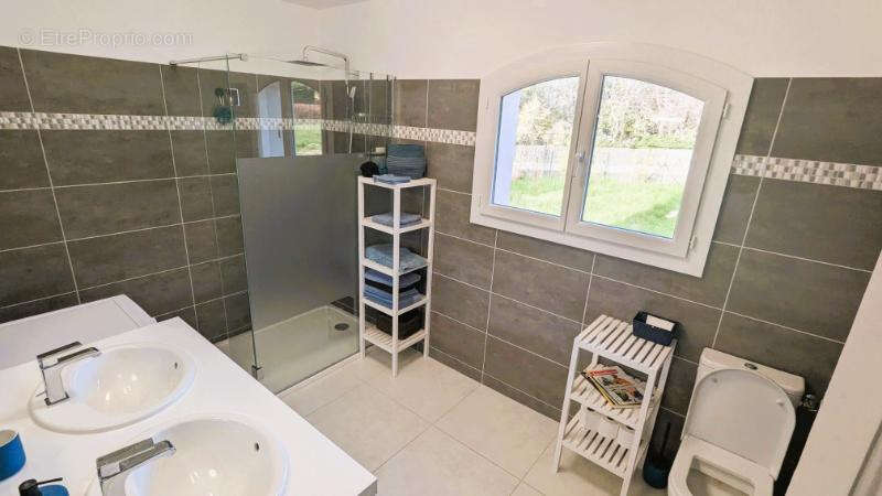 Maison familiale de charme  4 chambres  Piscine  Aucun travaux - photo 17