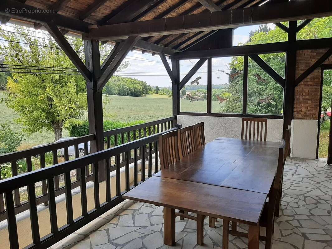 Grande maison de campagne, à proximité des commodités - photo 10