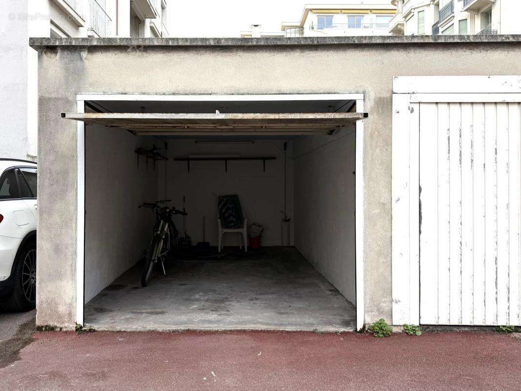Nice Promenade des Anglais : Garage à vendre - photo 3