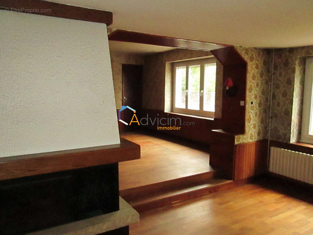 Maison à LUXEUIL-LES-BAINS