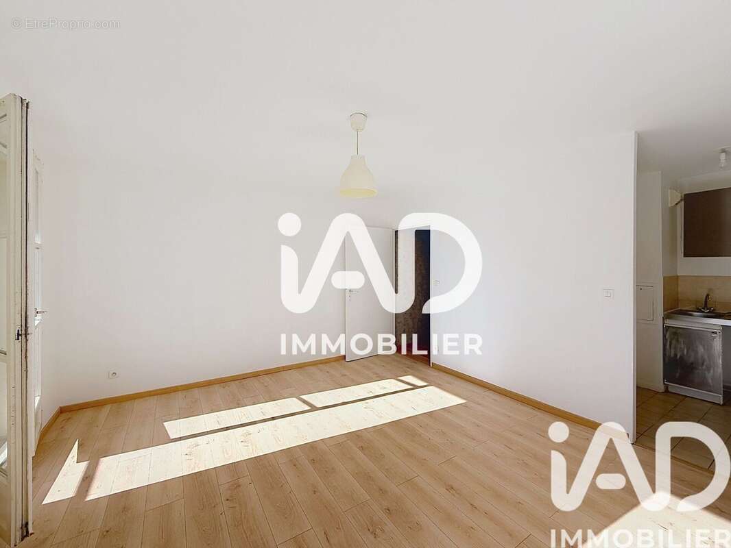 Photo 6 - Appartement à BRIE-COMTE-ROBERT