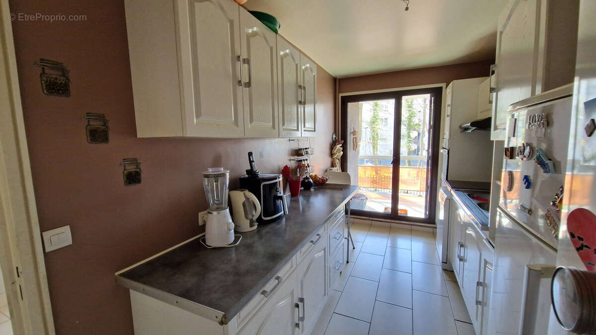 APPARTEMENT F3 avec grand balcon - photo 5