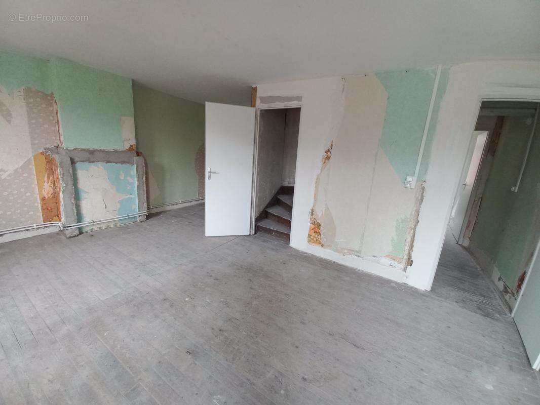 Maison à BILLY-MONTIGNY