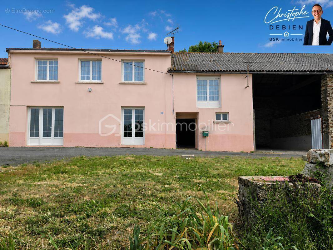 Maison à CHAVAGNES-EN-PAILLERS