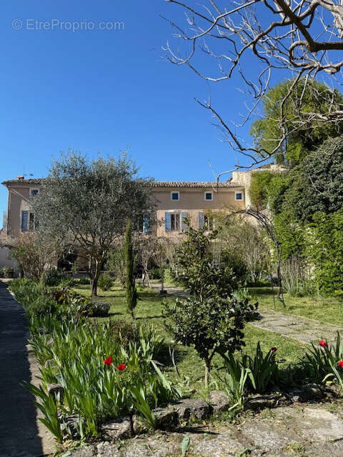 Maison à MALAUCENE