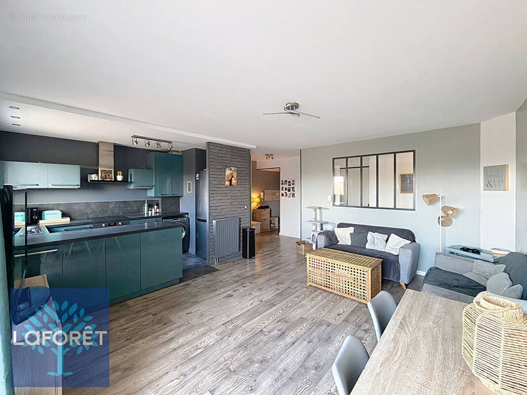 Appartement à ELANCOURT