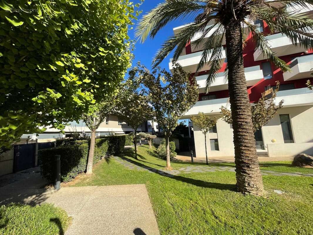 Appartement à JUVIGNAC