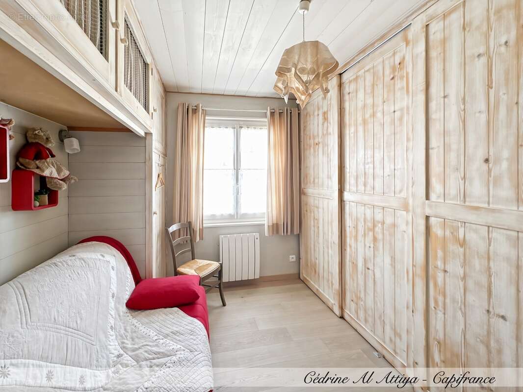 Maison à vendre à Puilboreau de plain-pied, 7 pièces, 175m², jardin et garage - photo 13