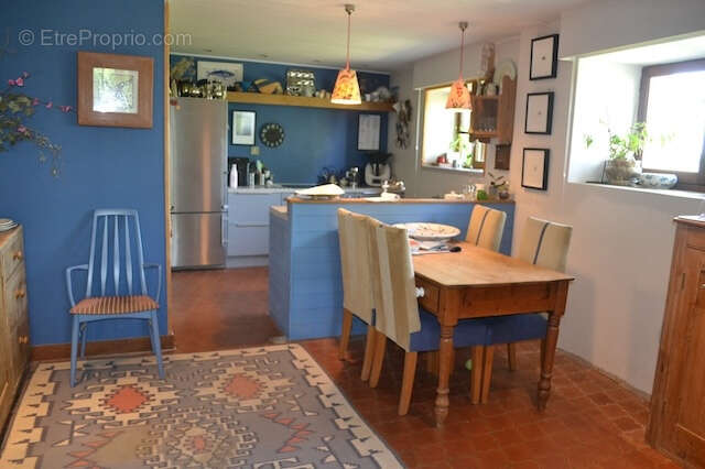 Maison à VILLEBOIS-LAVALETTE