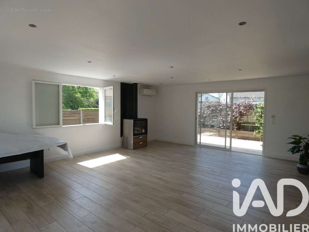 Maison 119 m² à Angoume  - photo 2