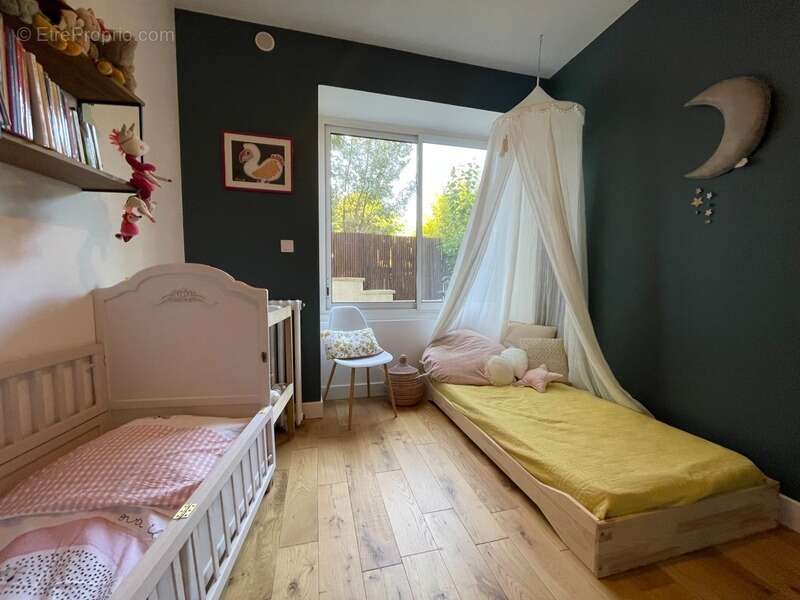 Maison à LA CELLE-SAINT-CLOUD