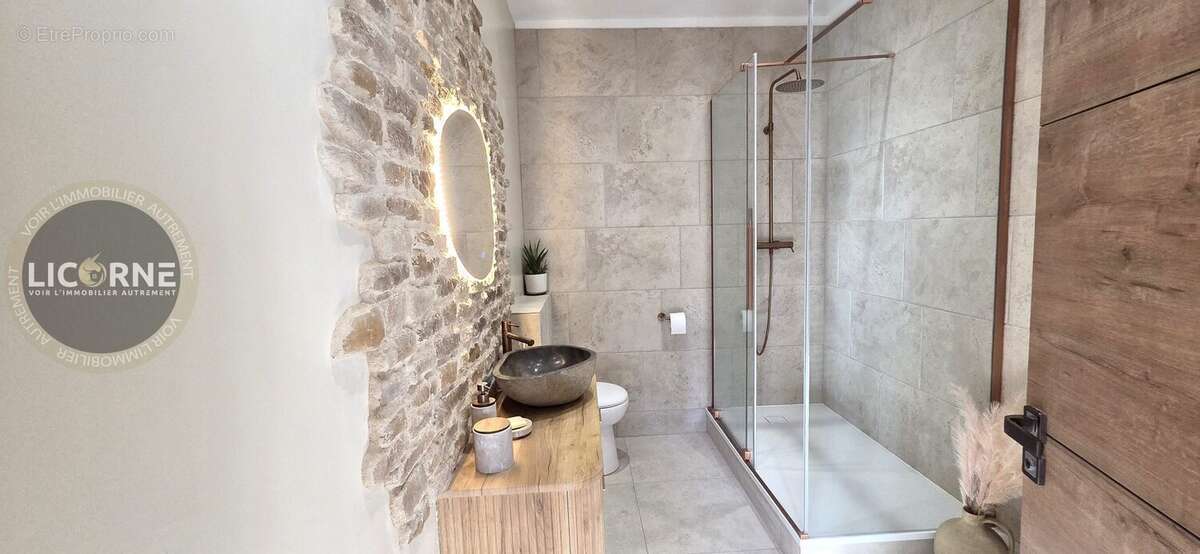 Appartement 37 m² à Marseille-7e  - photo 4