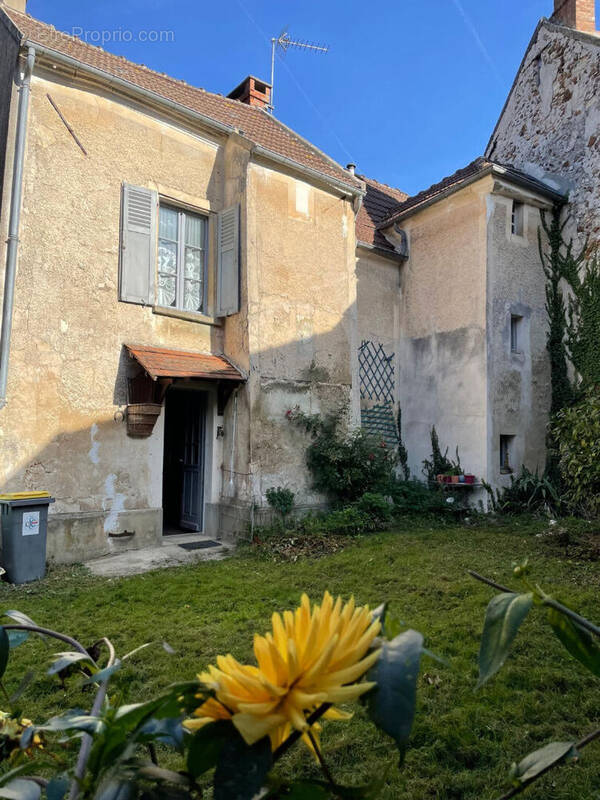 Maison à LIZY-SUR-OURCQ