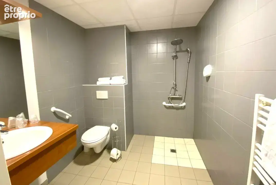 INVESTISSEMENT LOCATIF  Nevers  Résidence Seniors Résidence du Parc  8,04 % de rentabilité - photo 5