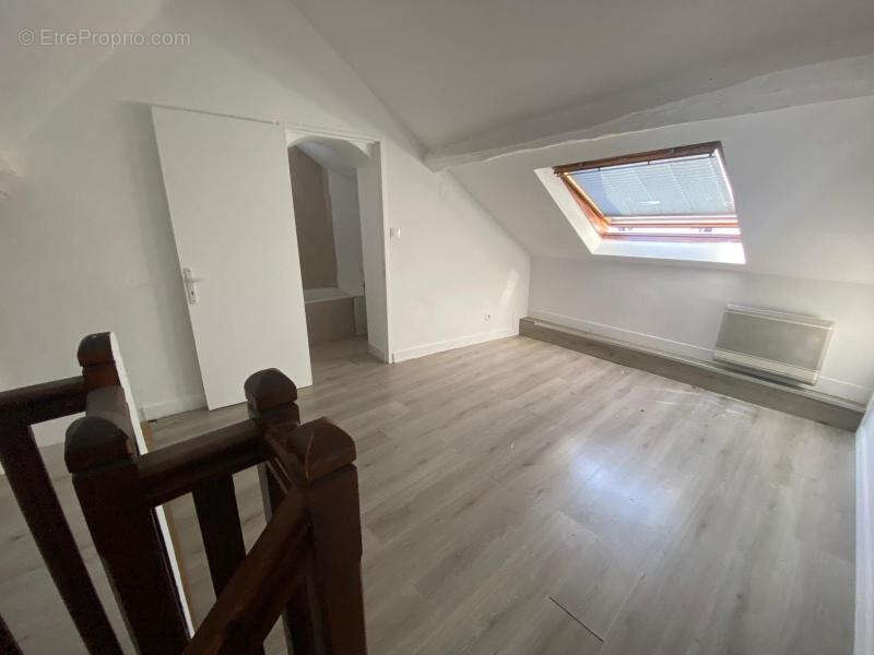 Appartement à VILLIERS-LE-BEL