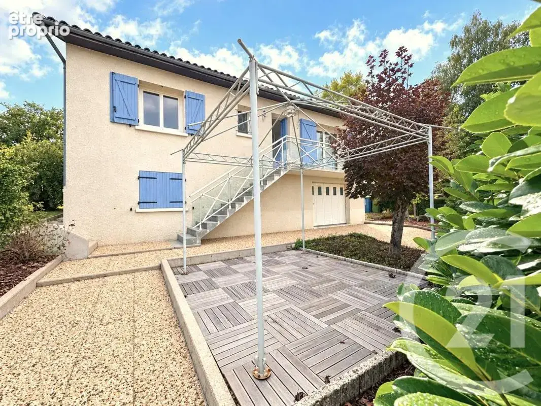 Maison 5 pièces 99 m² à vendre à Saint-Just-Le-Martel (87590) - photo 10
