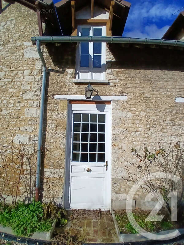 Maison à LIMETZ-VILLEZ