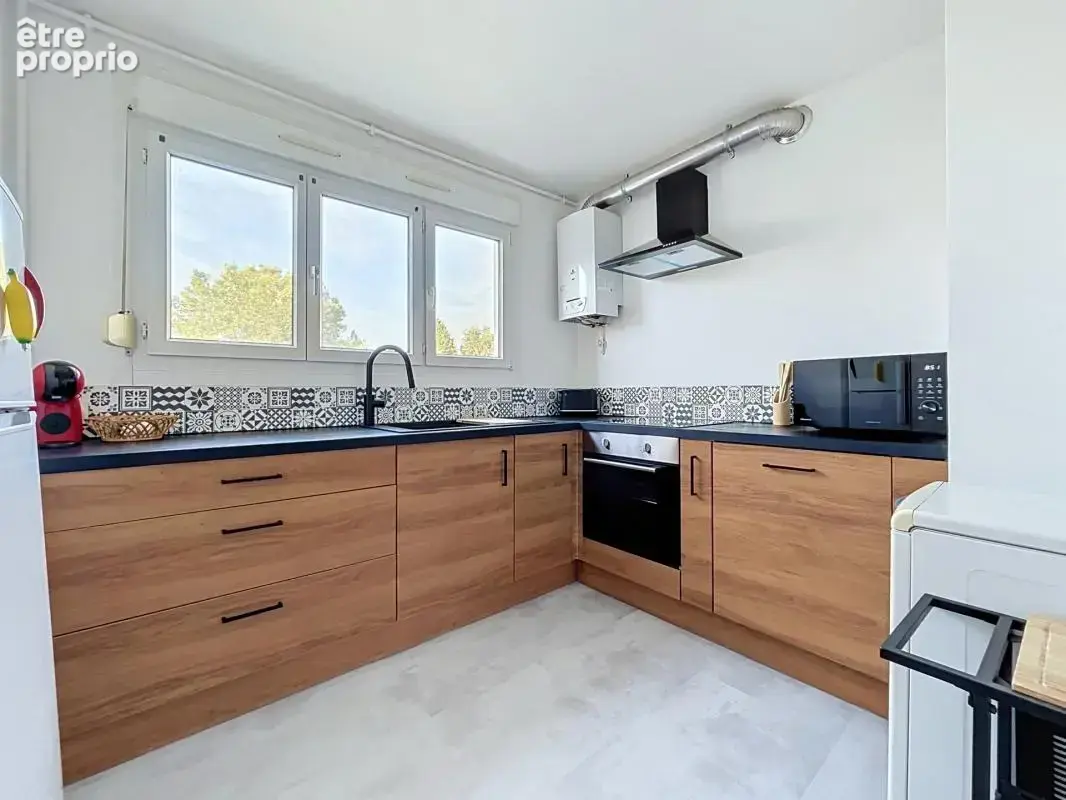 Appartement type 4 - 2 chambres - parking - proche luton - photo 3