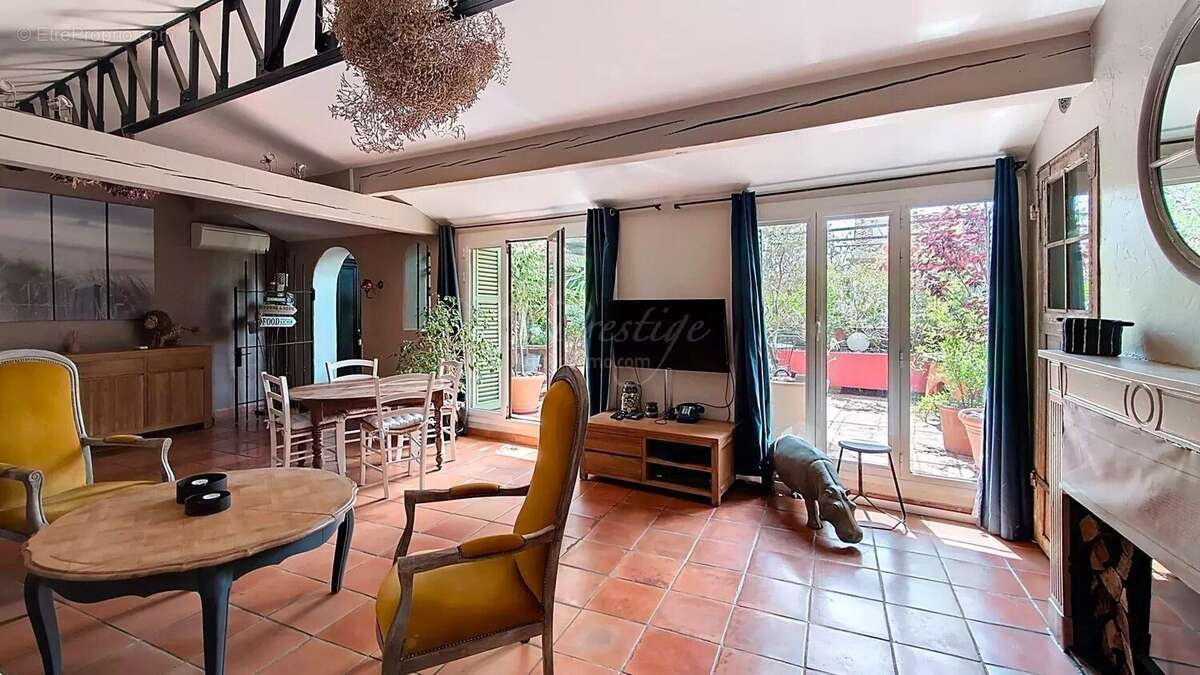 Appartement à THUIR