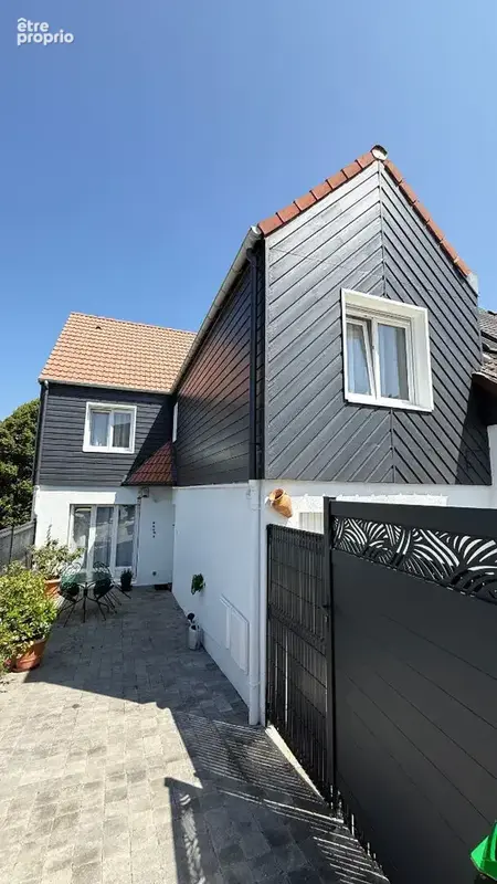 Maison rénovée 4 chambres avec garage et terrasse ST LEGER DU BOURG DENIS - photo 2