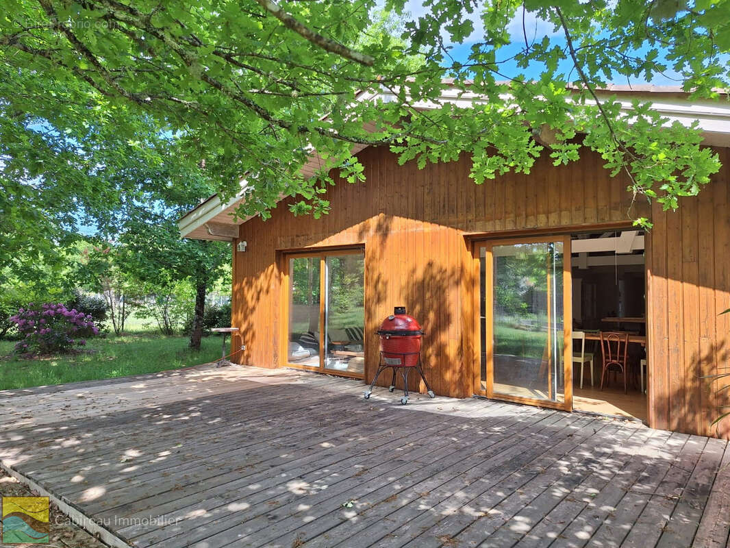 Maison à LACANAU