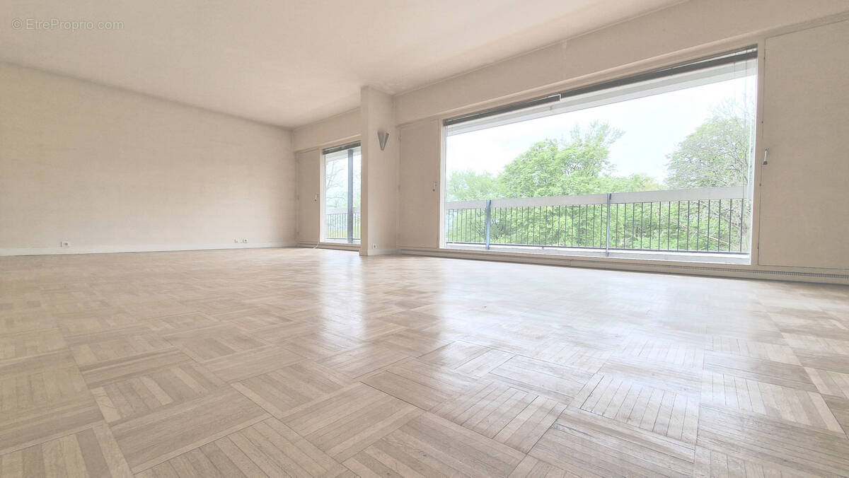 Appartement à LE CHESNAY