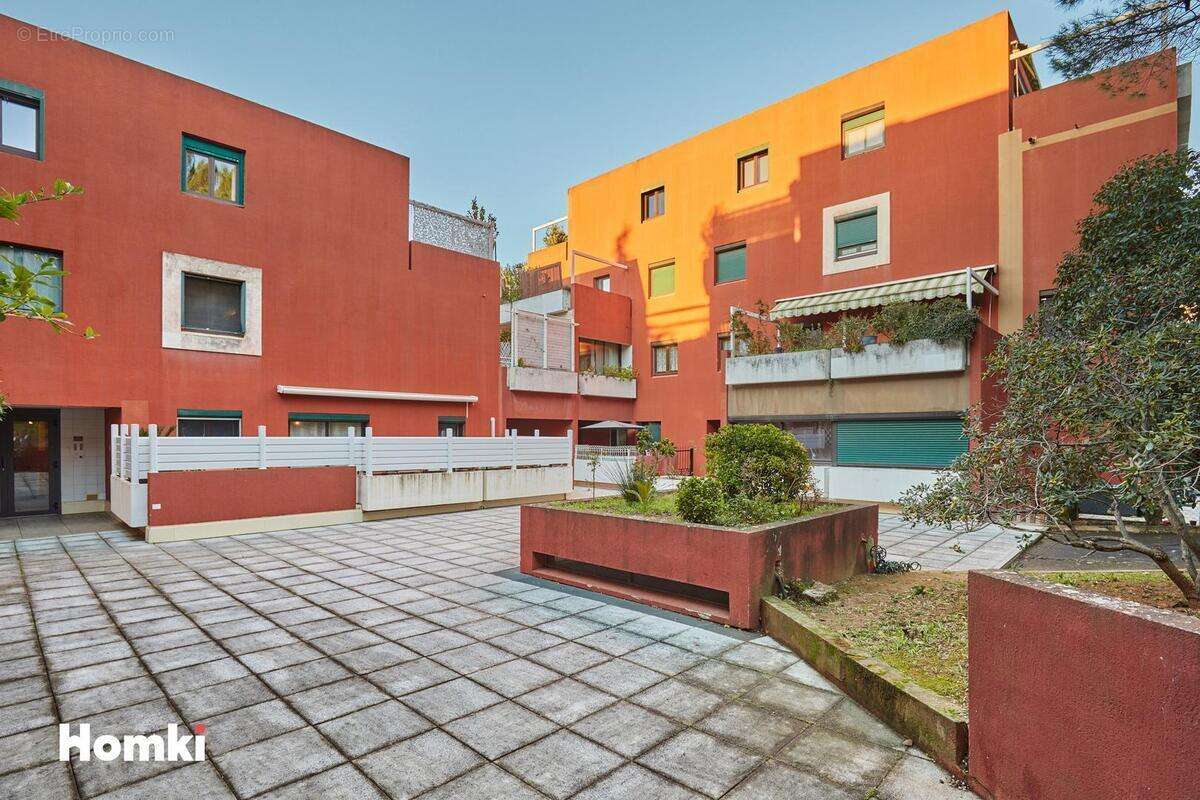 Appartement à VITROLLES